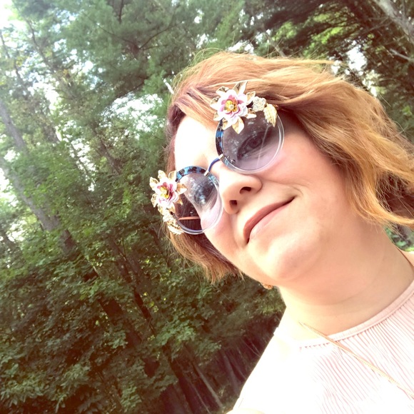 Meet your Posher, Kristi - Picture 2 of 2